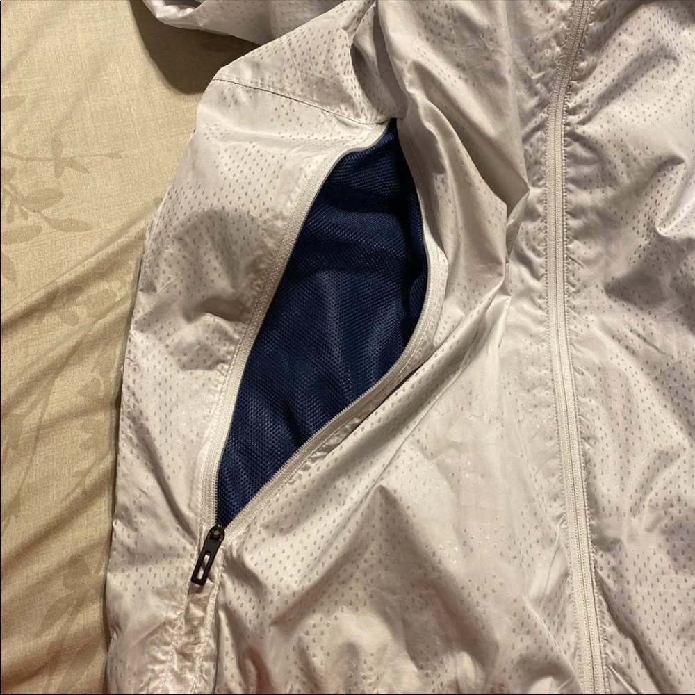 Adidas climate jacket - Picture 9 of 9